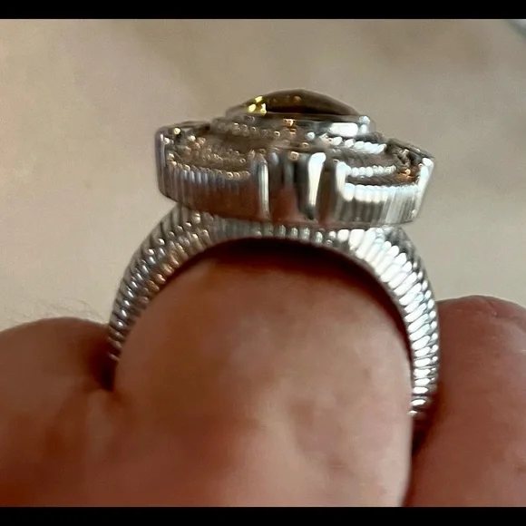 Lovely Judith Ripka Citrine Diamonique ring - Picture 4 of 6